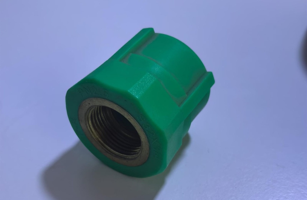  PPR FEMALE COUPLING INSAID BRASS 3/4''X1'' 